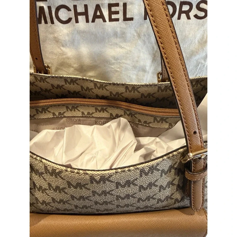Michael Kors Jet Set Signature MK Logo Tote Bag Beige Brown Large Gold Hardware